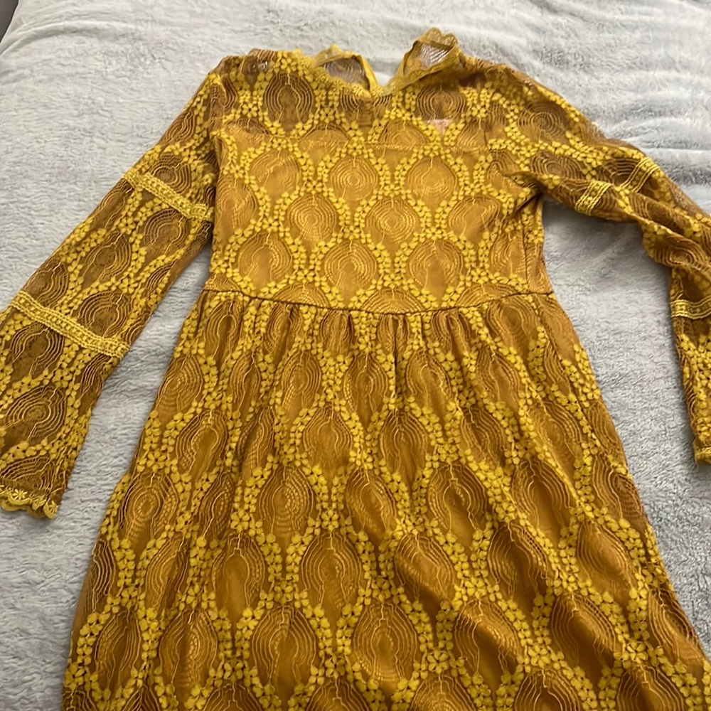 Dress cute, looks good!